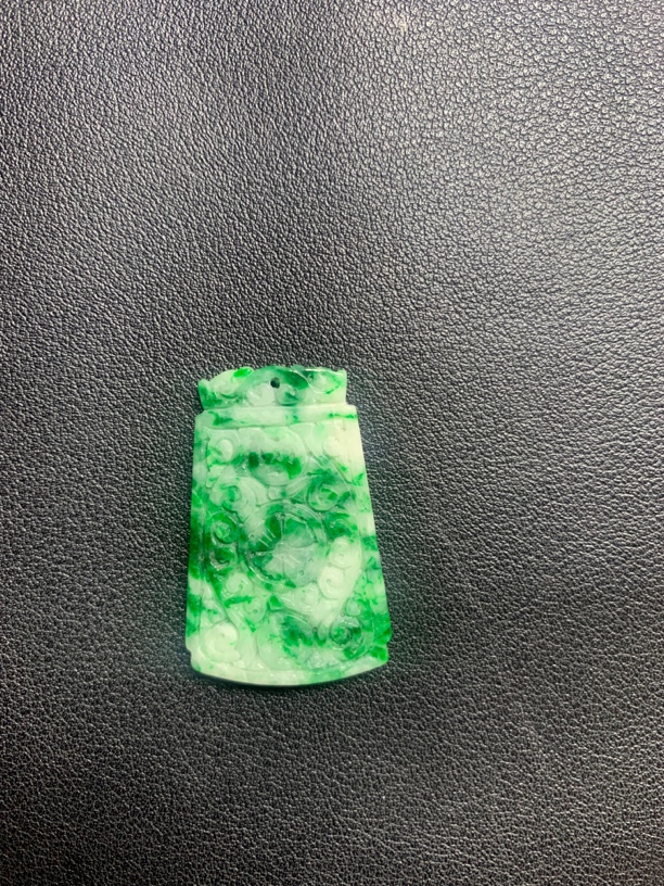 时尚翡翠仿古无事牌