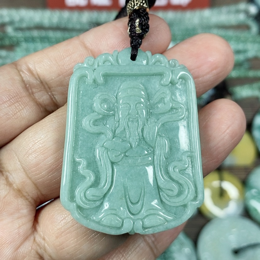 【闪购商品】翡翠颈饰未镶嵌玉吊坠翡翠玉财神牌