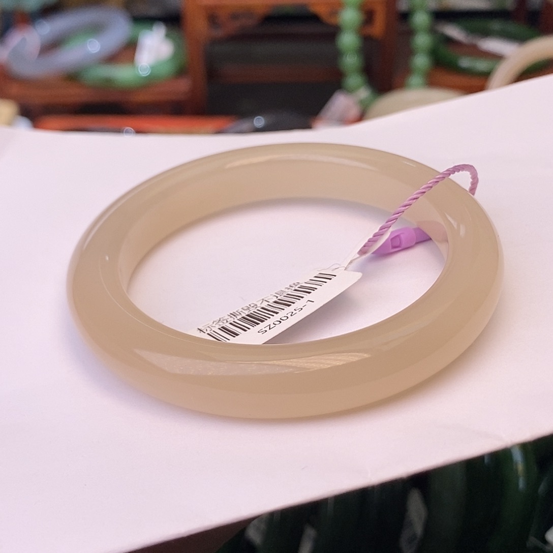 和田玉藕粉老料收藏手镯54.5圈未镶嵌