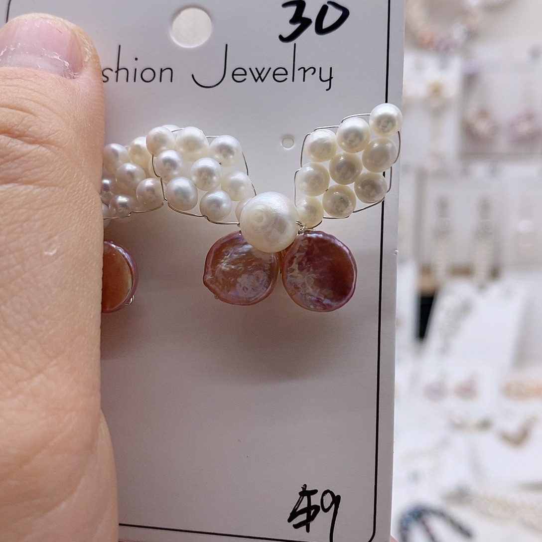 淡水珍珠未镶嵌耳饰