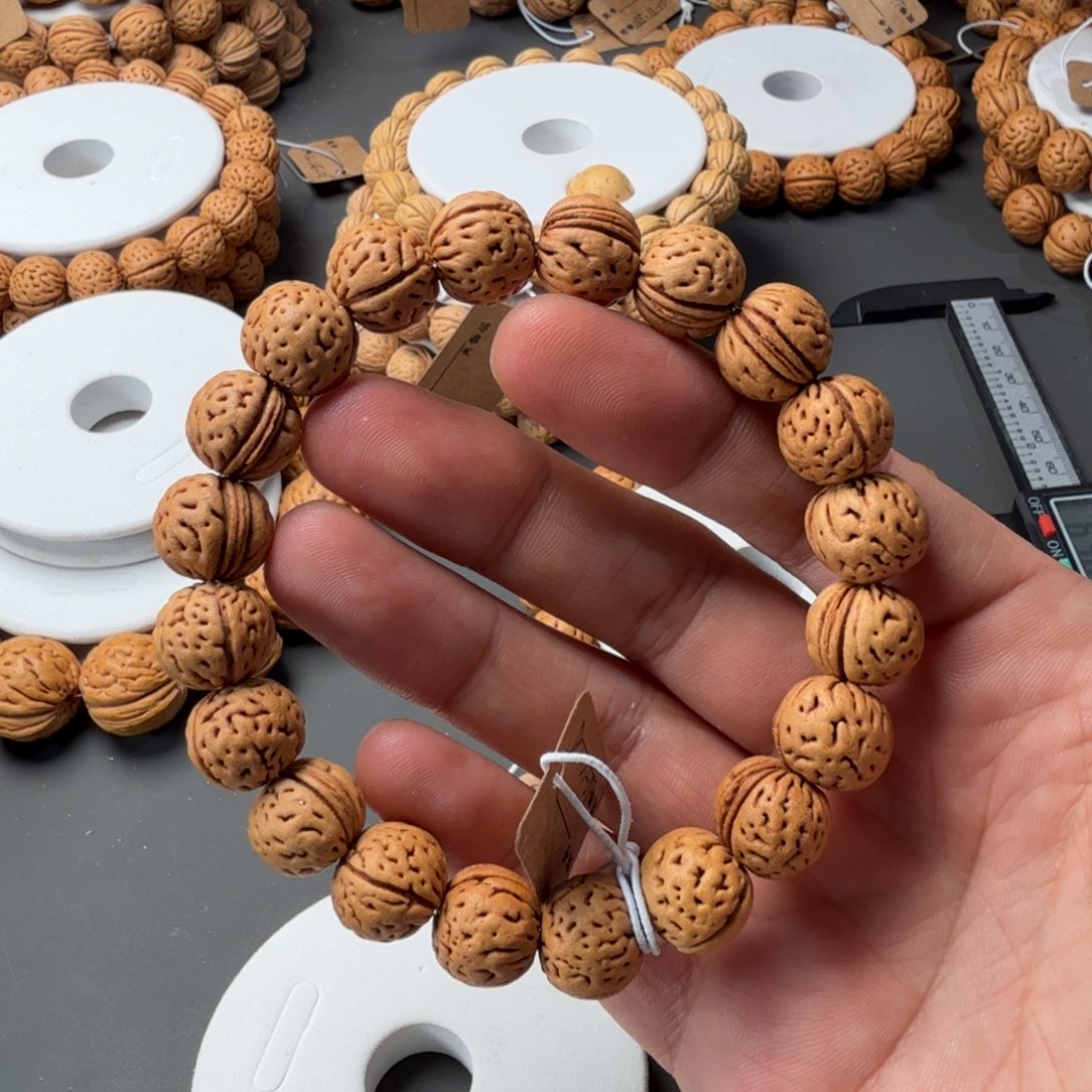 桃核手串星*八14雷胖子桃核