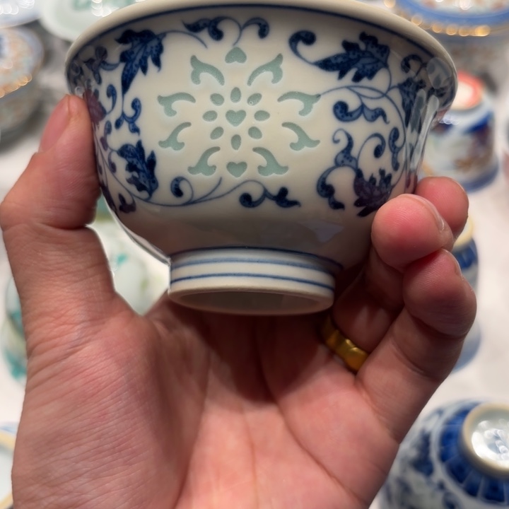 景德镇陶瓷杯子的