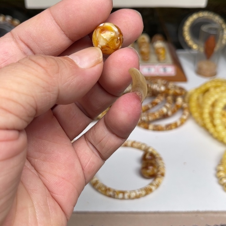 琥珀未镶嵌裸石55号