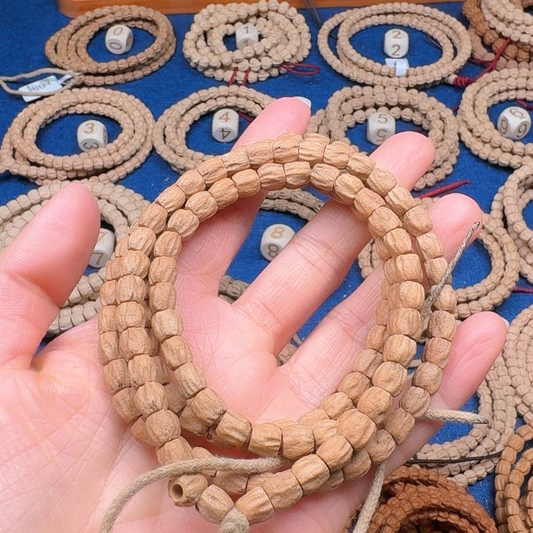 柏香籽/百香籽吊坠