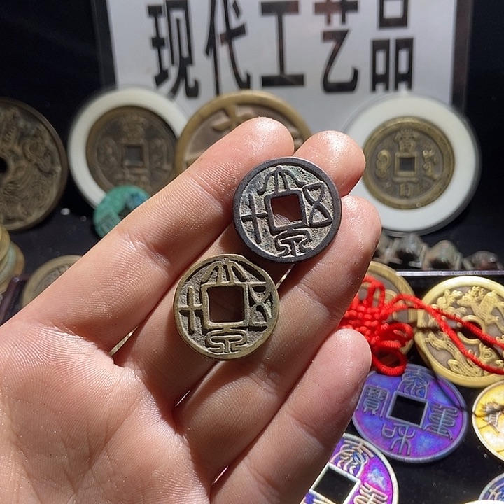 铜诉****n现代翻砂制作工艺品
