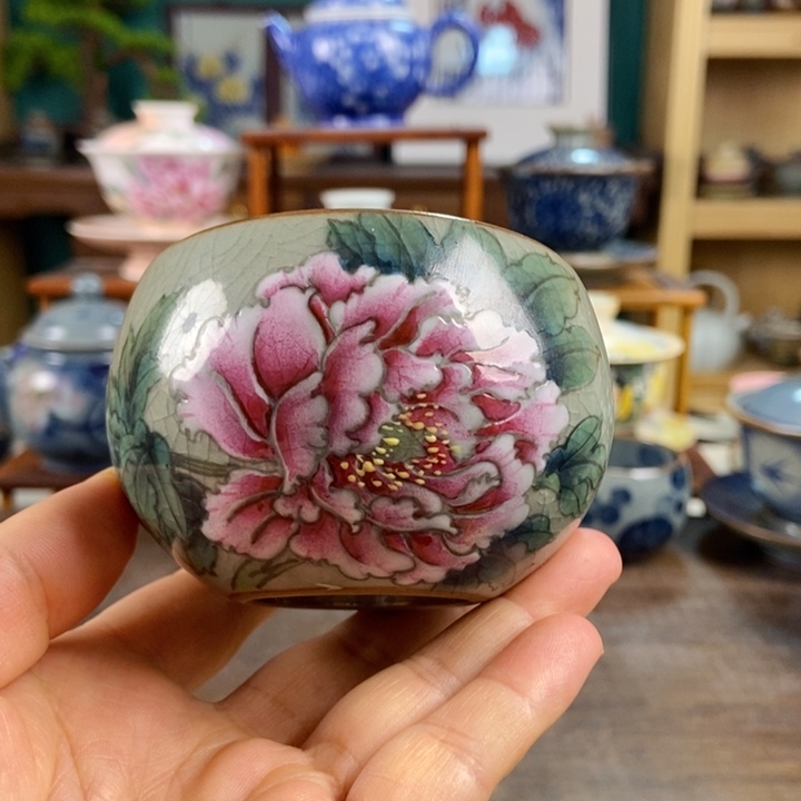 瓷片手工制作工艺精湛等特点