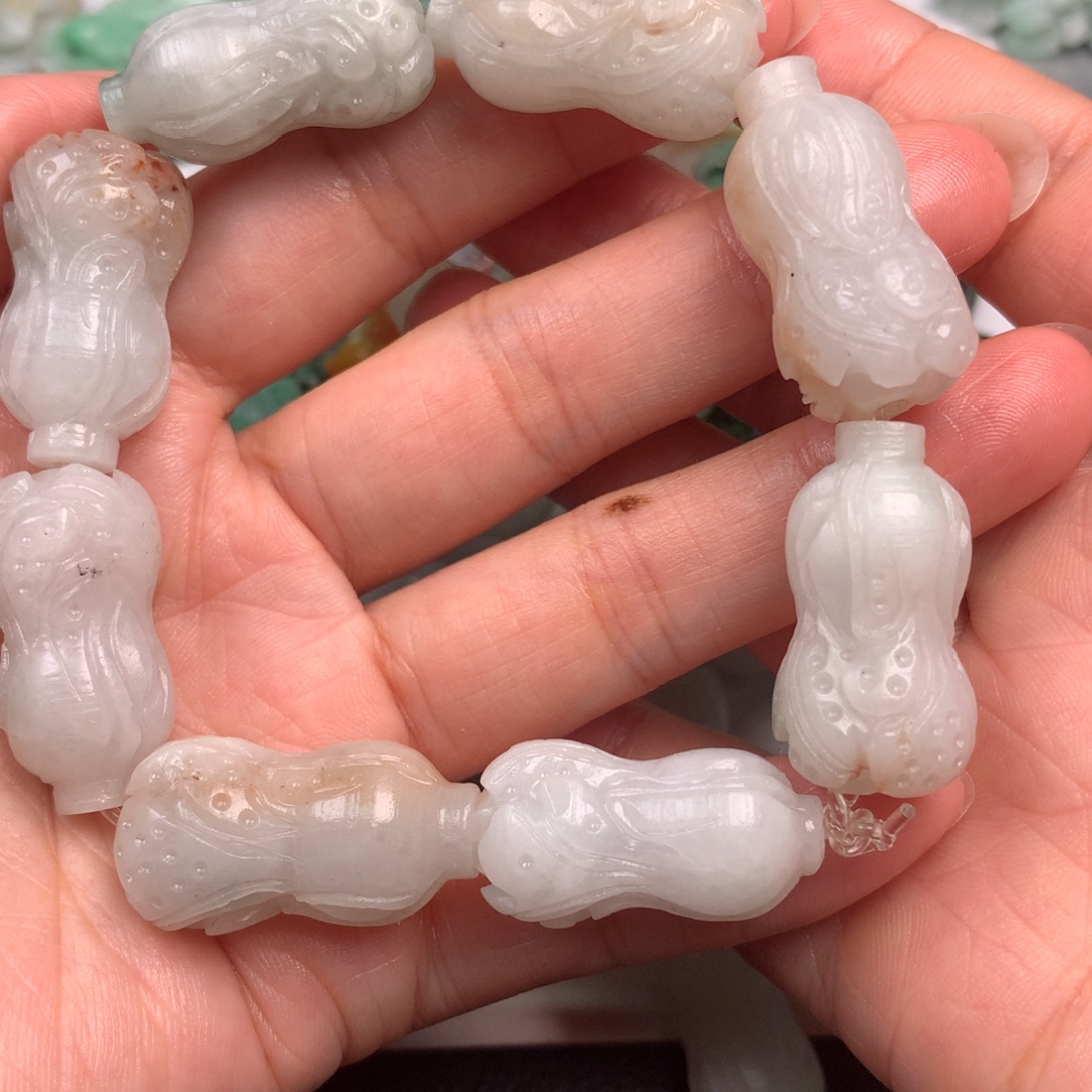 古***月定制翡翠未镶嵌翡翠