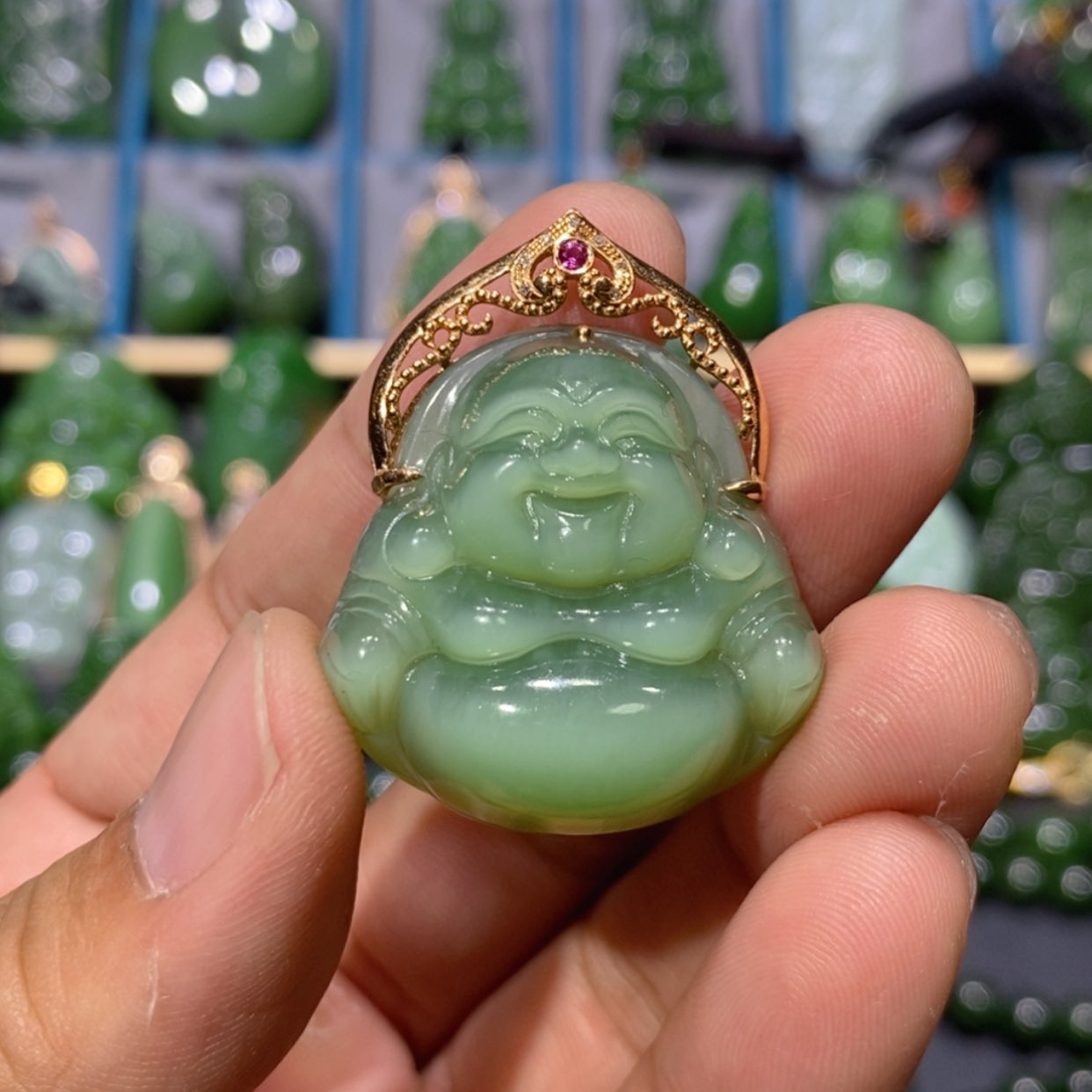 【闪购商品】和田玉吊坠(不含链)18K金镶嵌粉青猫眼佛公 30/12