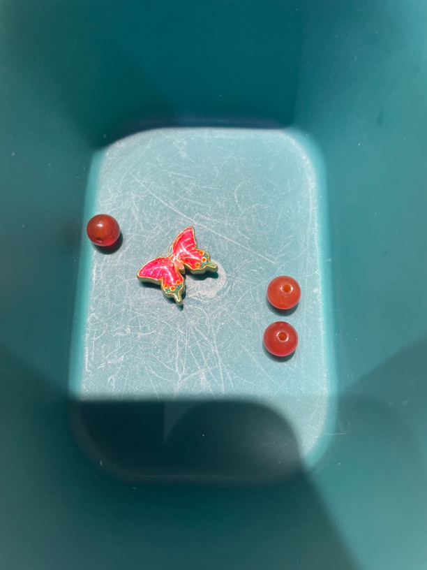                足金a1    加 玛 瑙