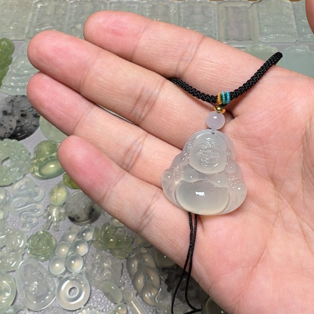 岫玉颈饰吊坠未镶嵌