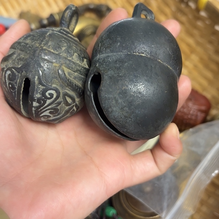 刘***臭黄铜工艺品手串制作技艺