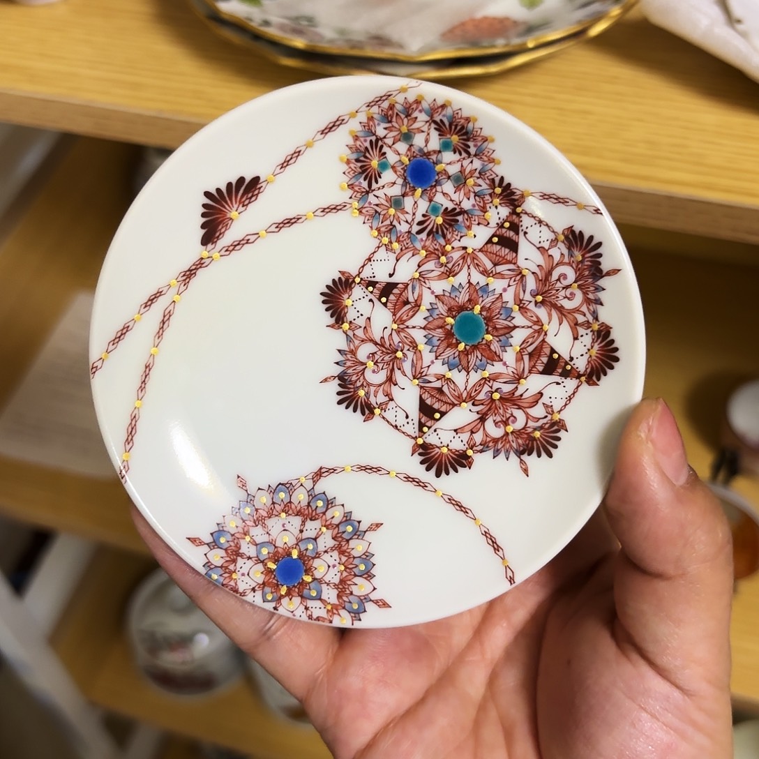 瓷兼修      豆皿