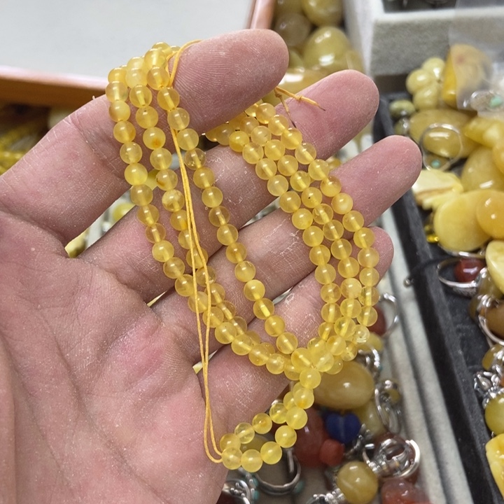 未镶嵌蜜蜡裸石多样性发货