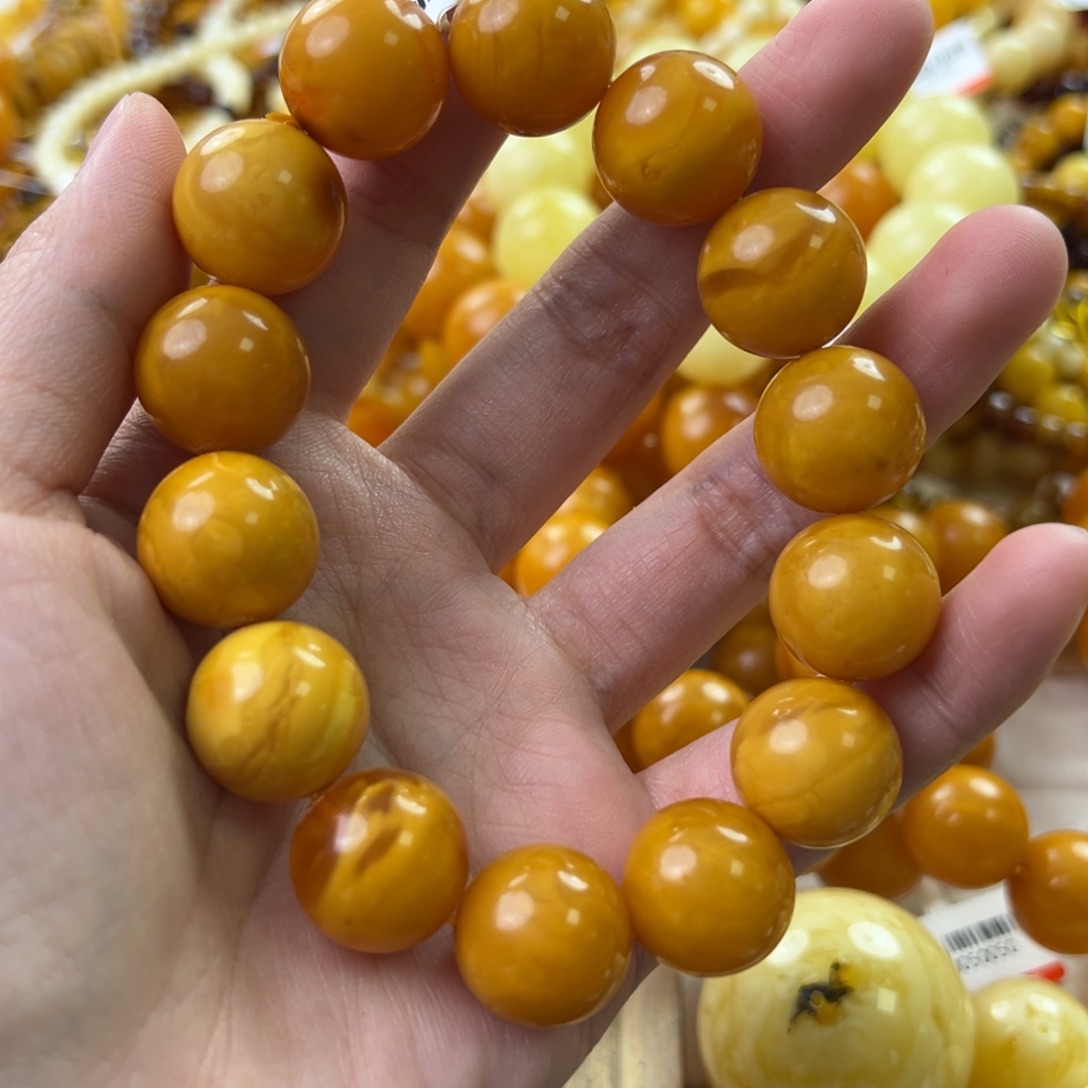 琥珀珠宝奇石未镶嵌