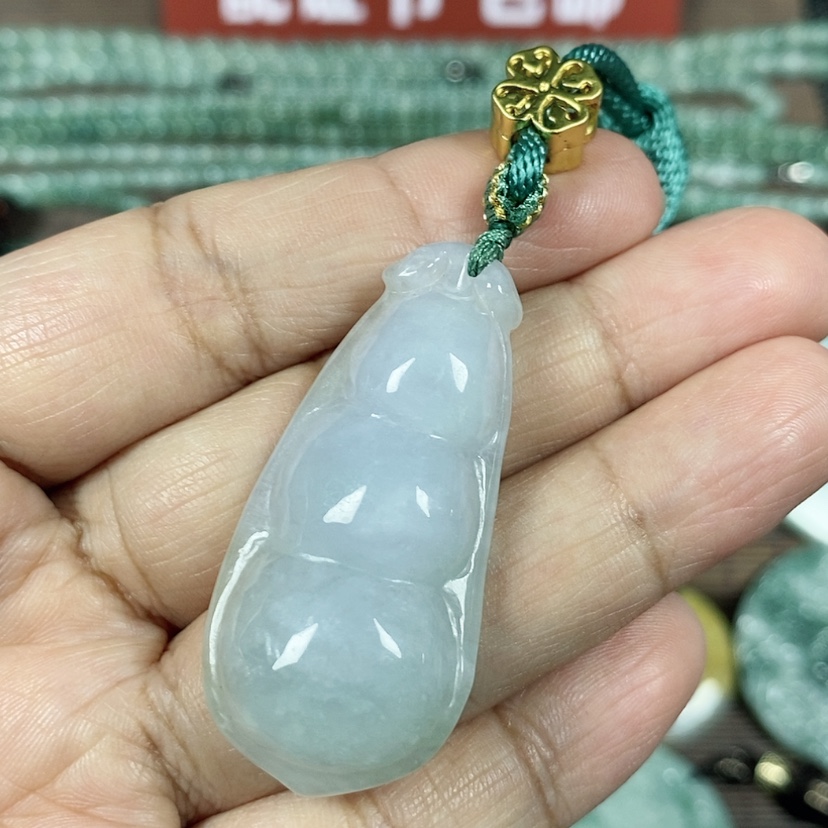 【闪购商品】翡翠颈饰未镶嵌玉吊坠翡翠玉福豆