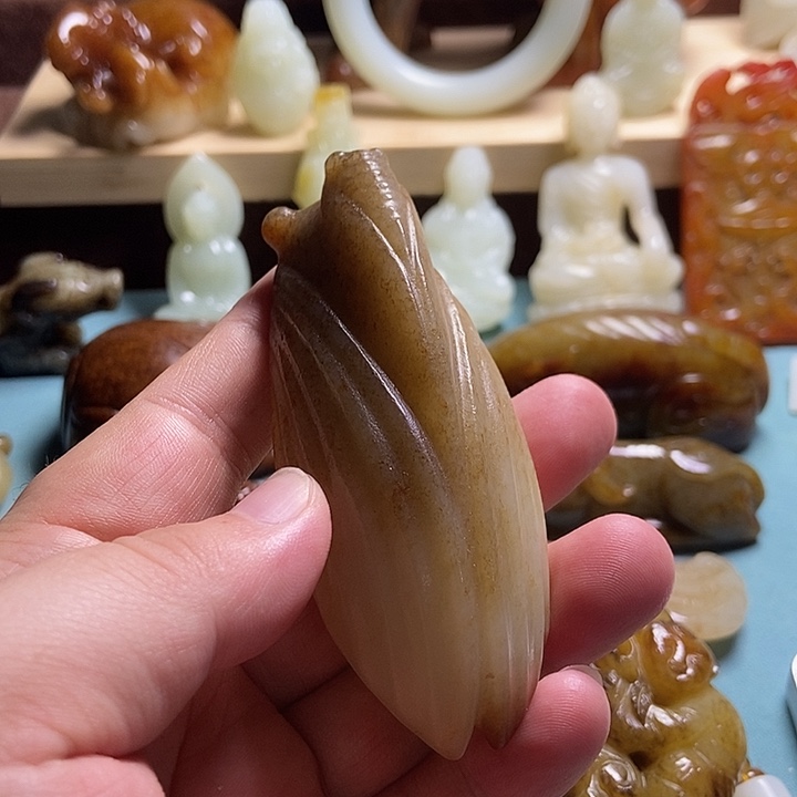 未镶嵌和田玉挂件