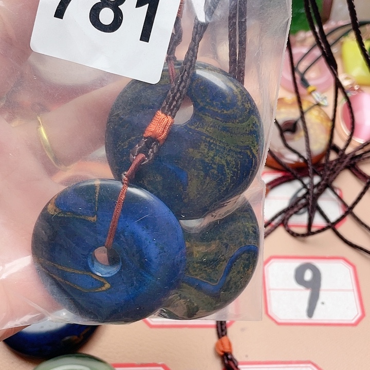 合金颈饰玛瑙/玉髓诺*