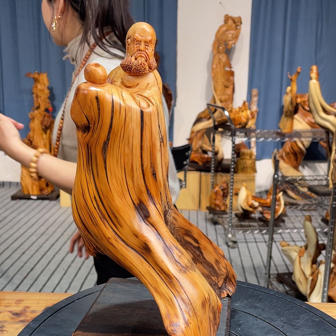 柏木（崖柏）随型摆件