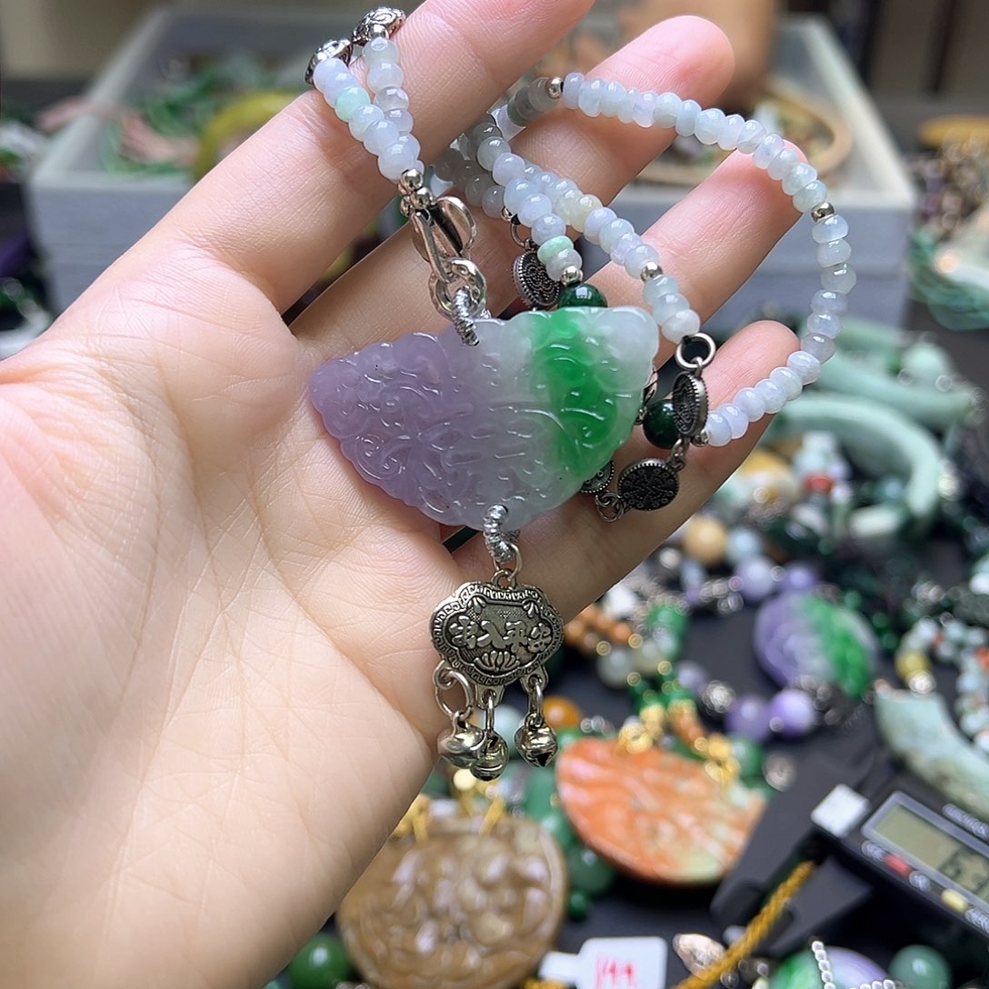 敌***人翡翠未镶嵌颈饰299