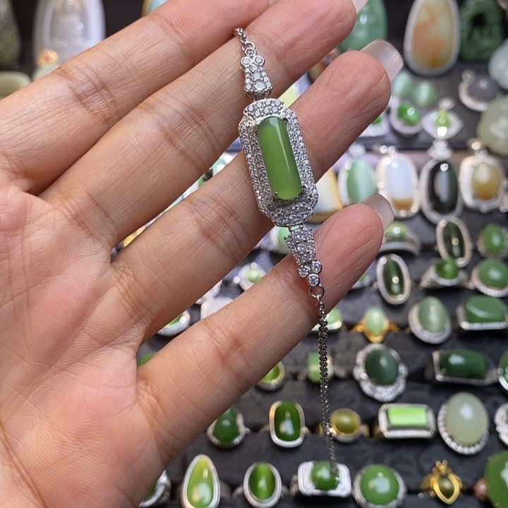 银S925镶嵌和田玉挂件