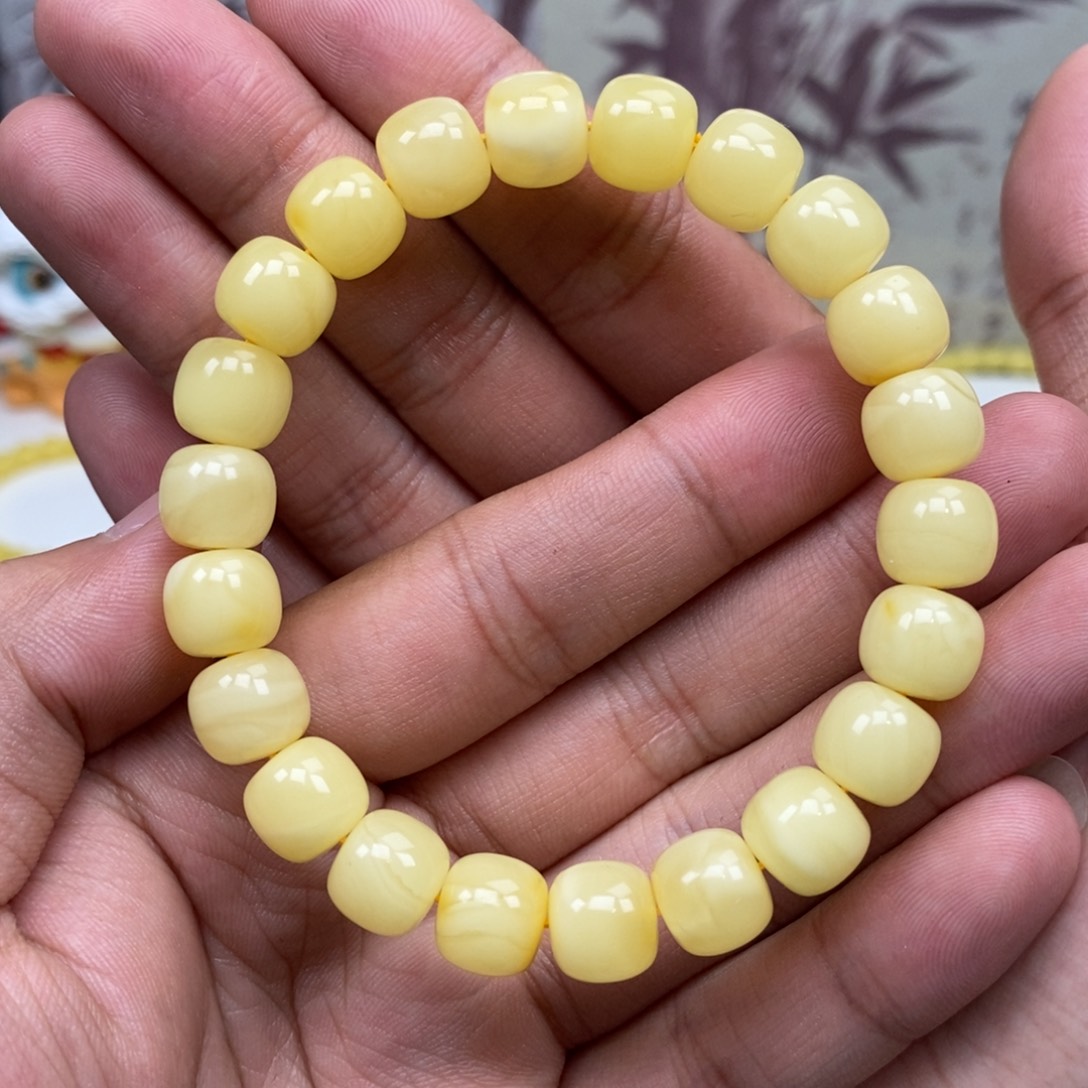 琥珀未镶嵌珠宝奇石10