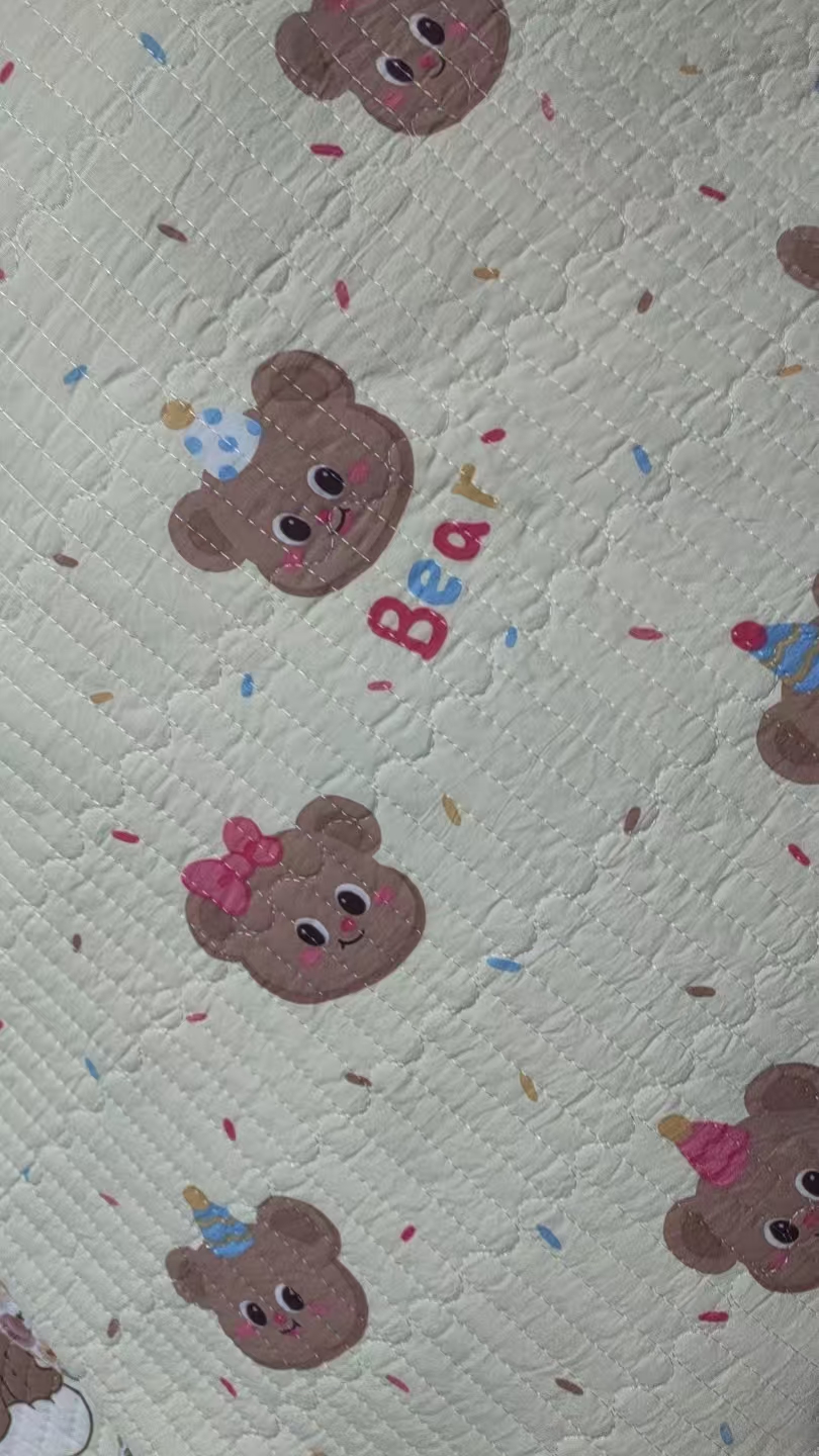 小熊宝200*230绗缝床盖