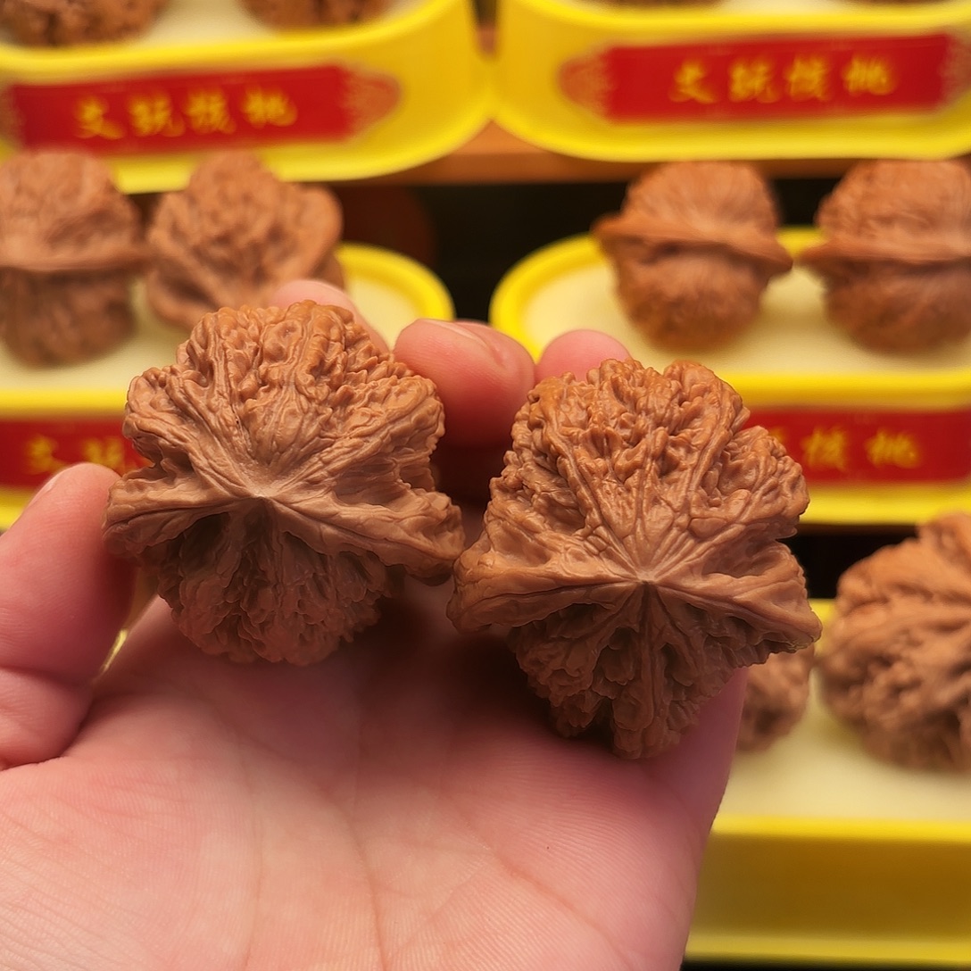 文玩核桃吊坠异性