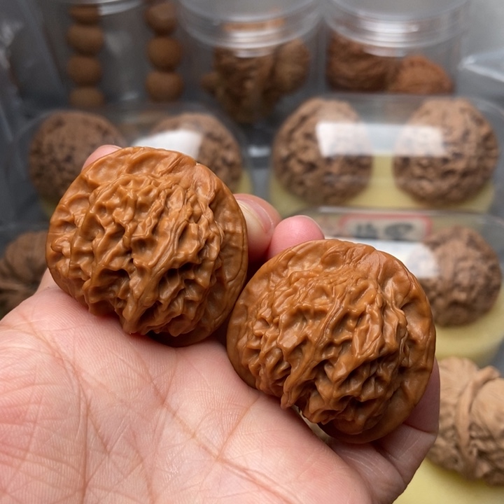 文玩核桃把件天地