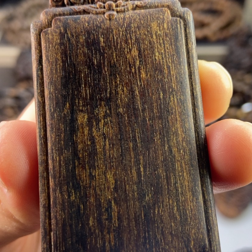 【闪购商品】沉香木吊坠z**i越南白棋