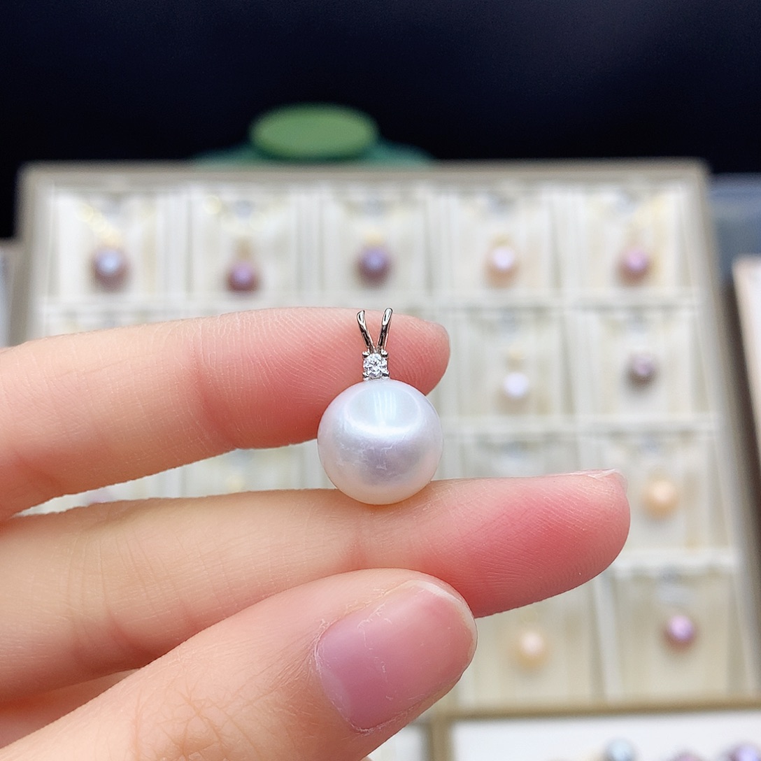 淡水珍珠颈饰合金