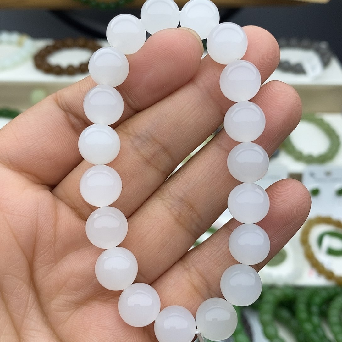 和田玉（碧玉）手链未镶嵌