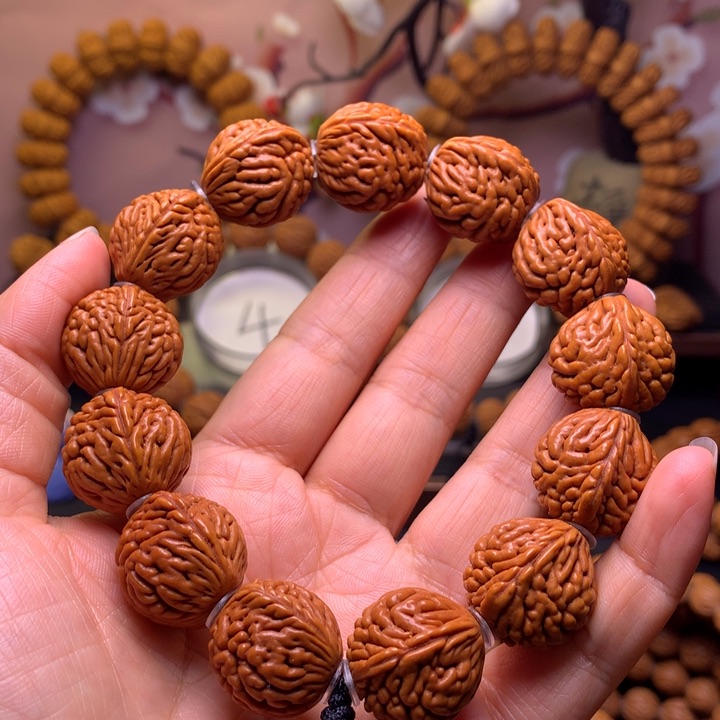 桃核手串龙纹桃核1