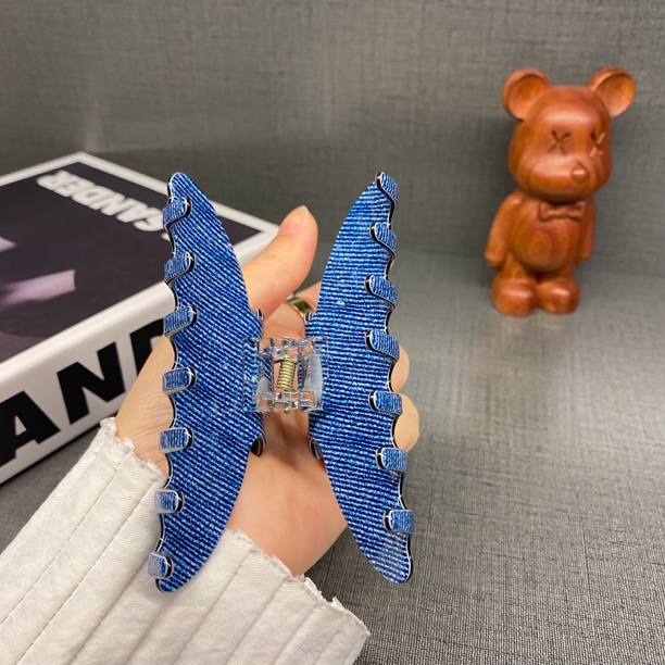 牛仔蓝抓夹复古盘发后脑勺马尾鲨鱼夹碎发发抓