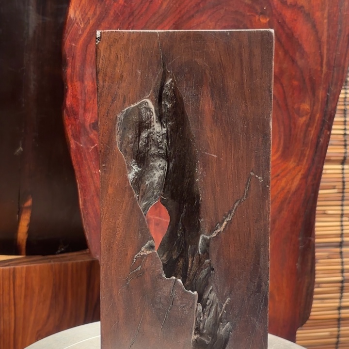 夜***色大叶紫檀（黑酸枝木类）