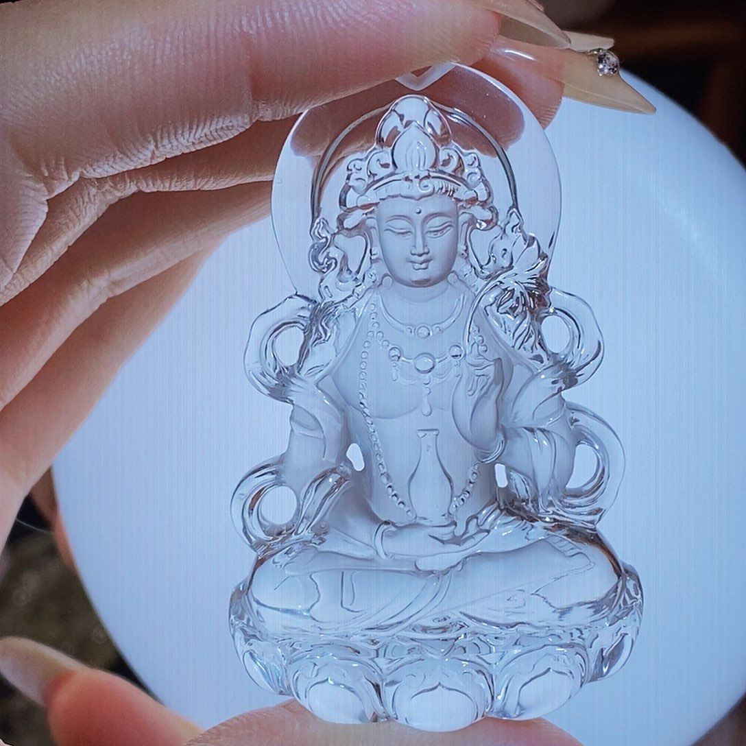 白***子未镶嵌水晶颈饰吊坠