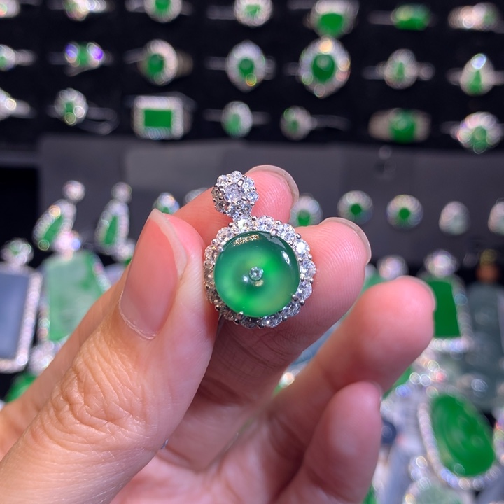 【闪购商品】翡翠银S925镶嵌颈饰天然翡翠