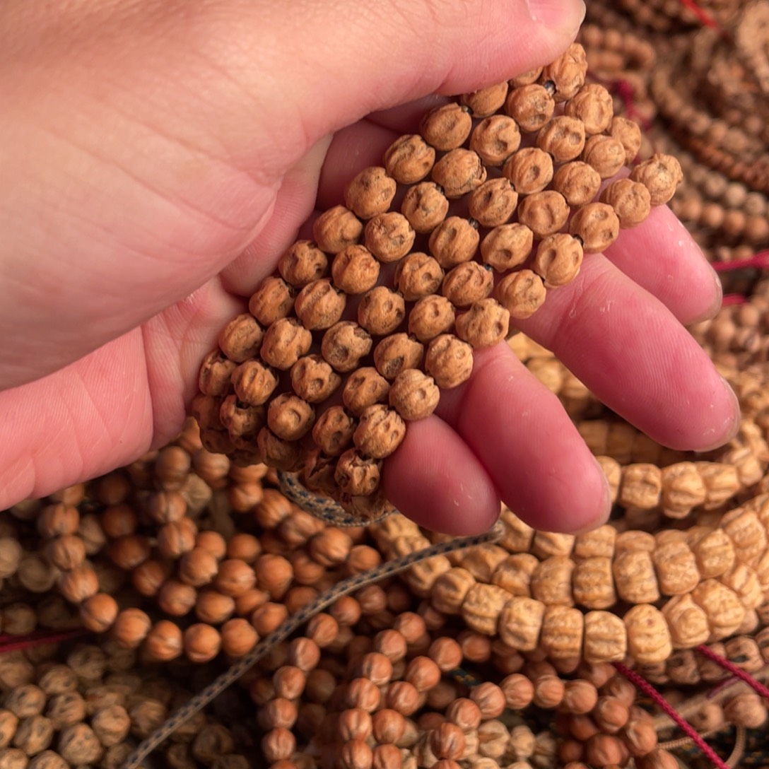 ฅ***氿吊坠柏香籽/百香籽热振柏香籽