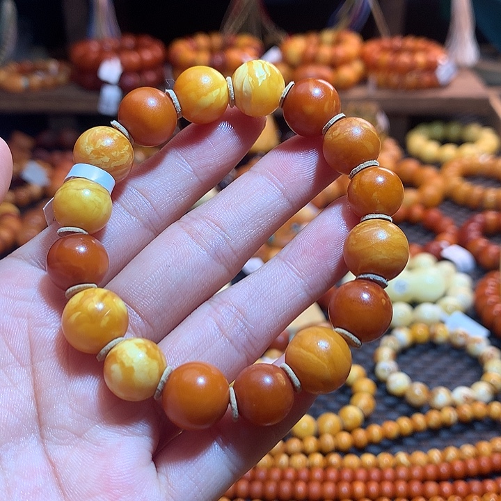 琥珀未镶嵌手链蜜蜡