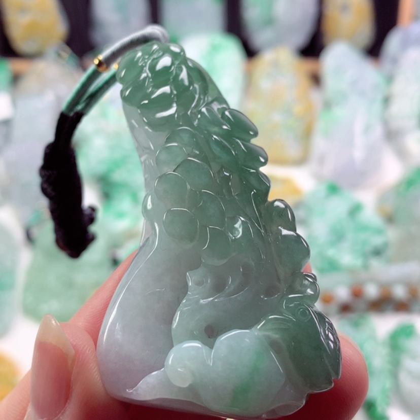 【闪购商品】翡翠吊坠(不含链)未镶嵌