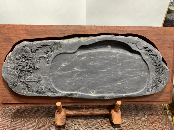 指日高升砚，老坑，27x15x2.6，天青、火捺、金线、银线、石皮等，带木盒