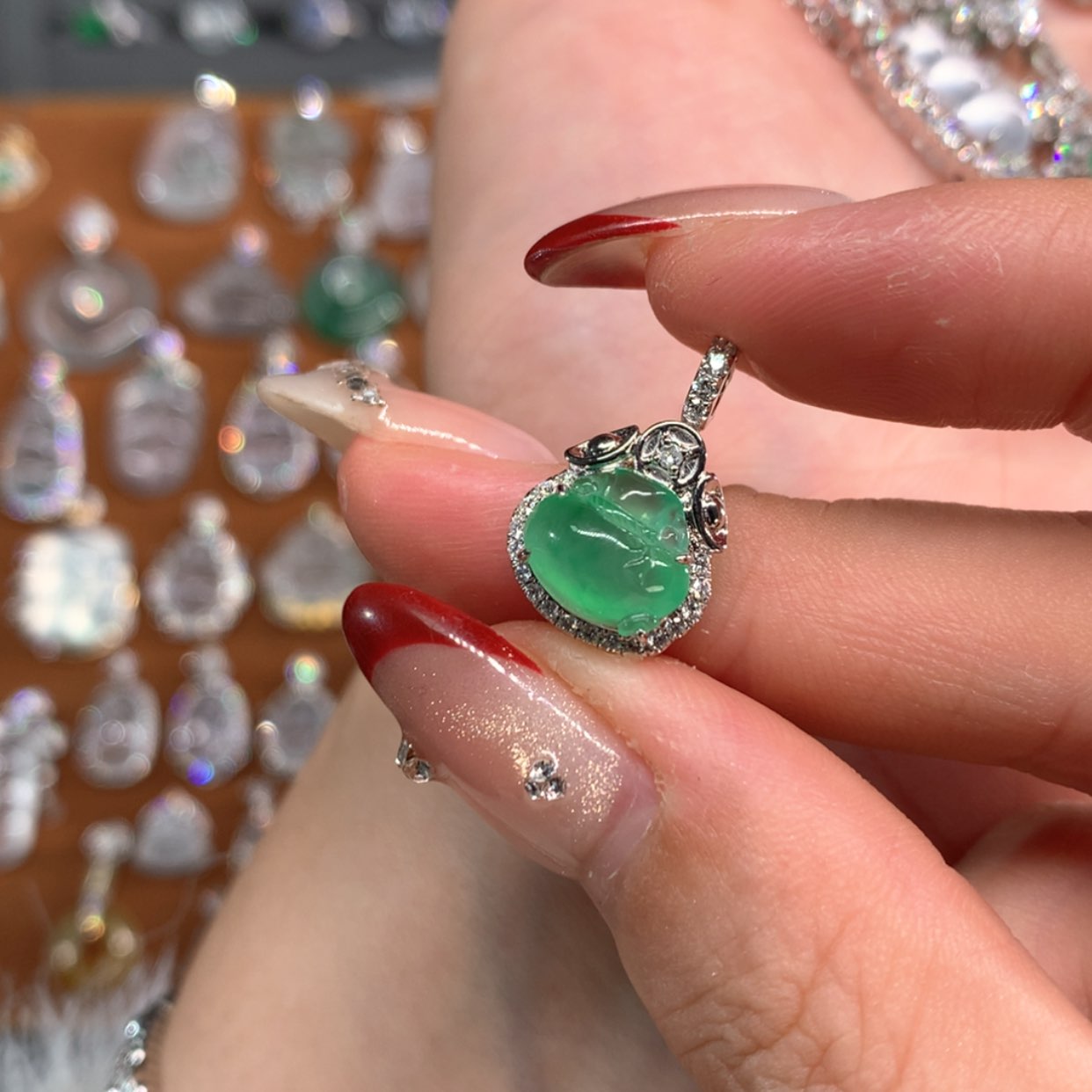 【闪购商品】翡翠颈饰18K金镶嵌喆*吊坠