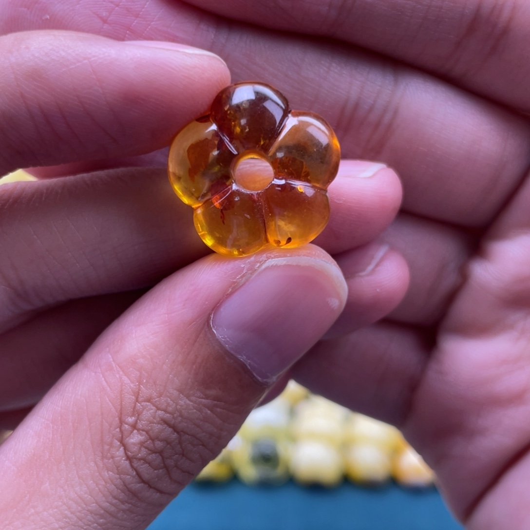 琥珀未镶嵌裸石蜜蜡