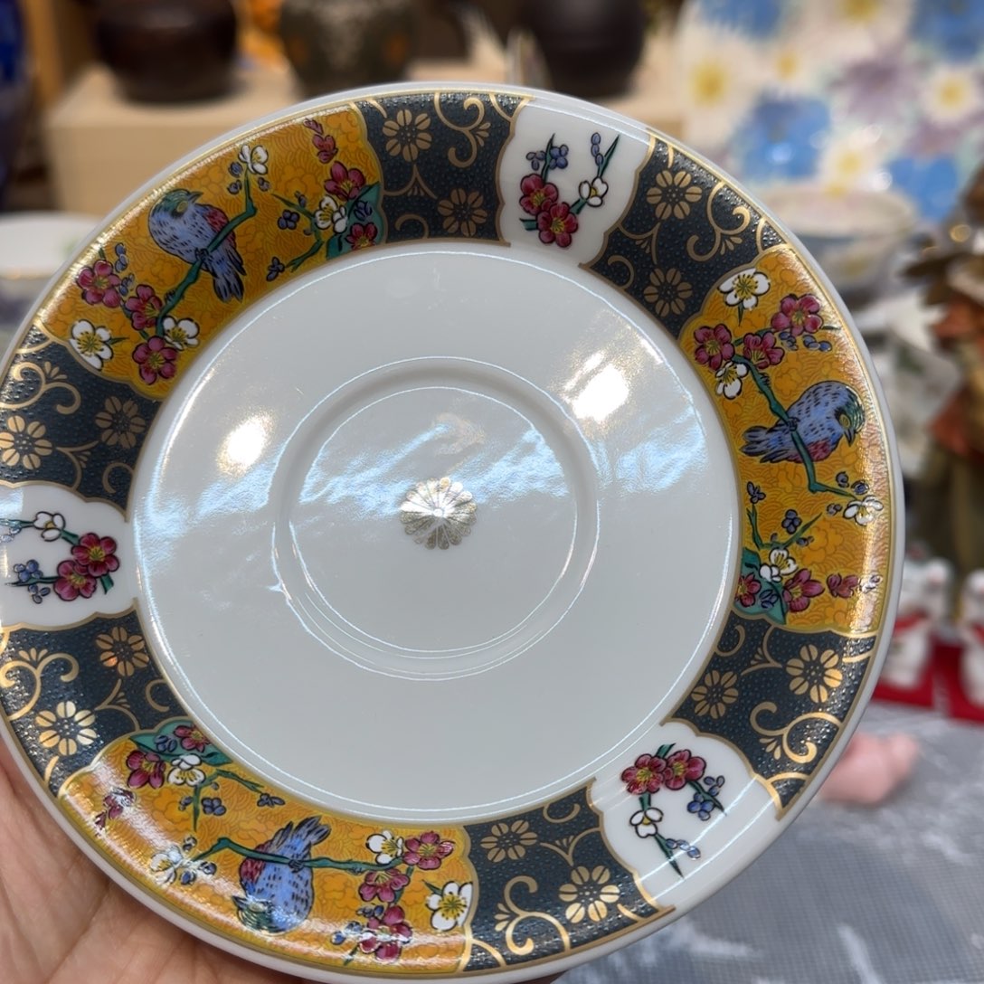 咖啡杯里的咖啡是我的最