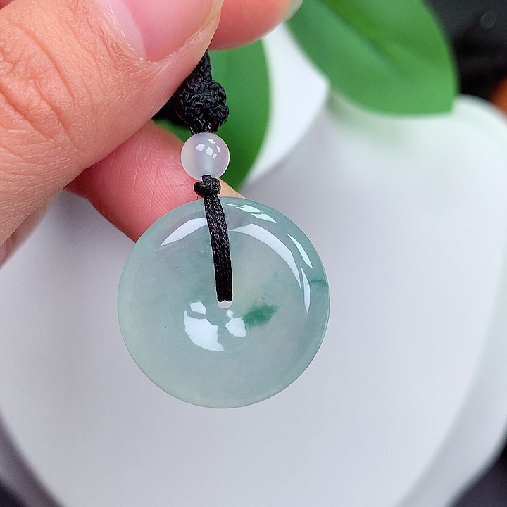 颈饰未镶嵌翡翠平安扣 23.1x5.8mm