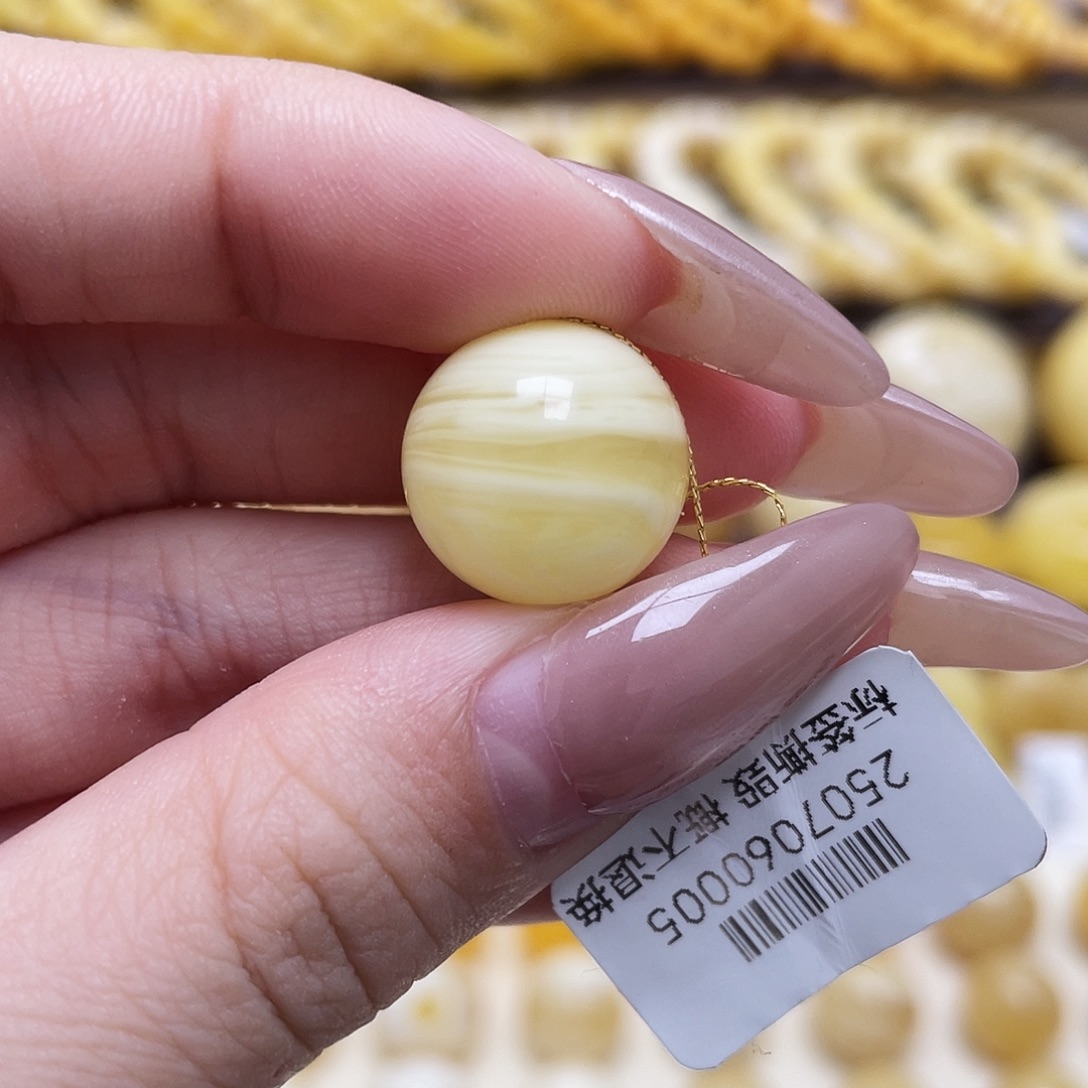 琥珀未镶嵌裸石15.5mm圆珠