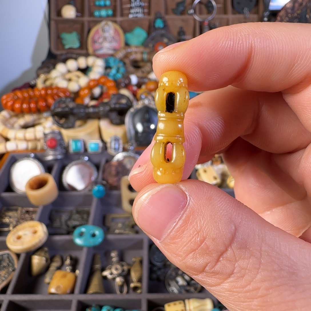 *****大叶紫檀（黑酸枝木类）