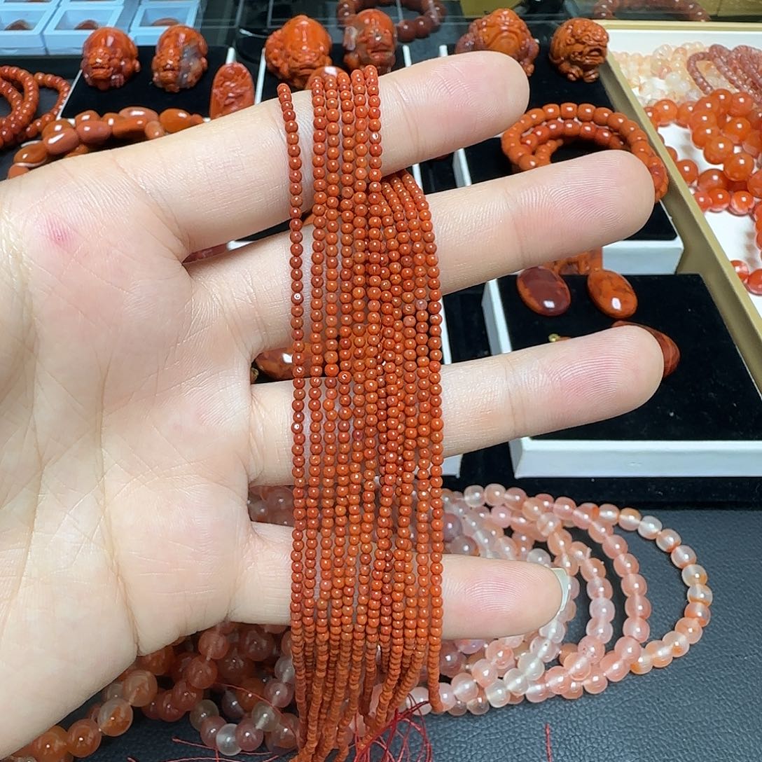 南红玛瑙未镶嵌手链