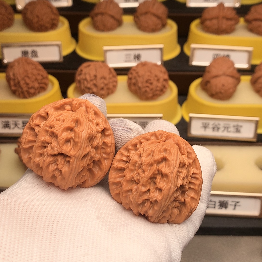 吊坠文玩核桃344号三角白42