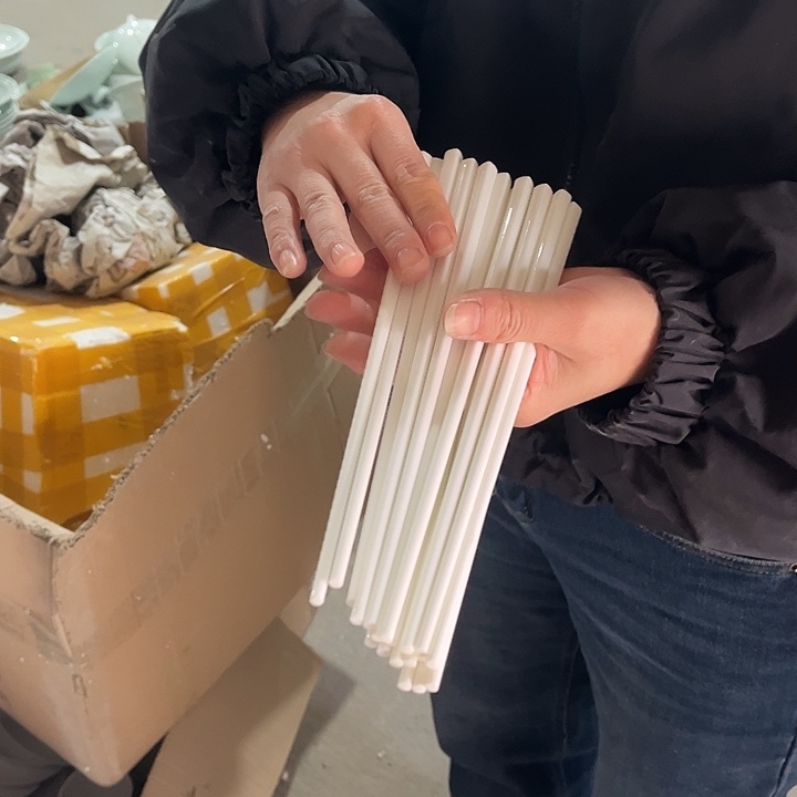 瓷片纯白陶瓷筷十双，包邮