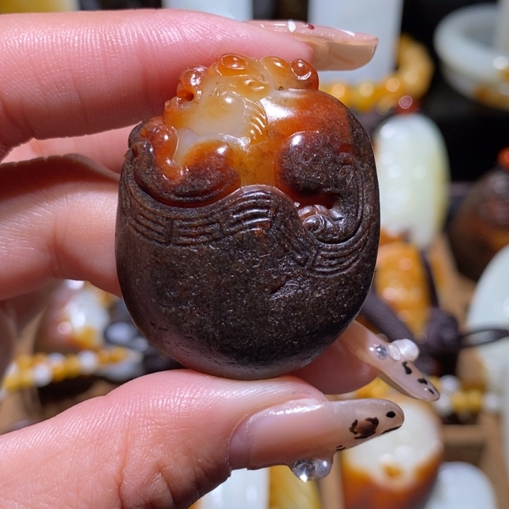 和田玉颈饰未镶嵌人**众